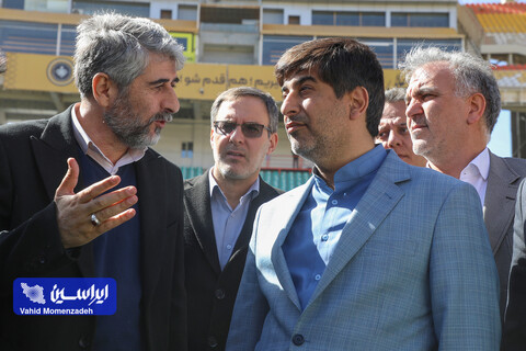 بازدید مدیرعامل فولاد مبارکه از ورزشگاه نقش جهان و دیدار با بازیکنان و کادر فنی تیم فوتبال سپاهان