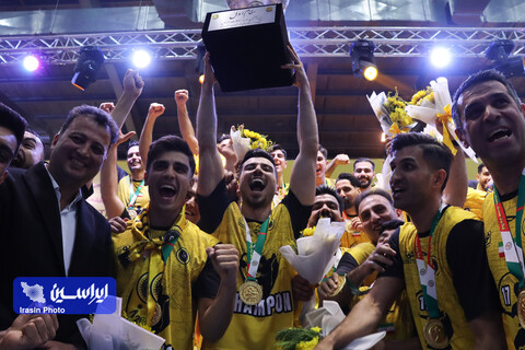 جشن قهرمانی تیم هندبال سپاهان در لیگ برتر