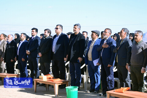 پویش مردمی کاشت ۲ هزار هکتار بذر بادام کوهی در شهرستان مبارکه با مشارکت فولاد مبارکه
