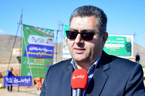 پویش مردمی کاشت ۲ هزار هکتار بذر بادام کوهی در شهرستان مبارکه با مشارکت فولاد مبارکه
