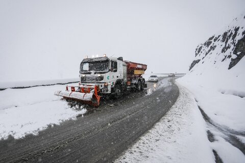 کاهش ۳۰ درصدی حجم برف کشور برف