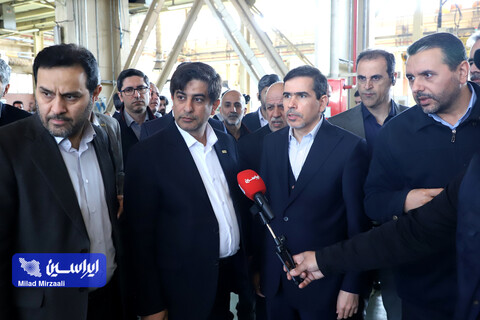مراسم تحویل آخرین واحد لوکوموتیو مجتمع فولاد مبارکه