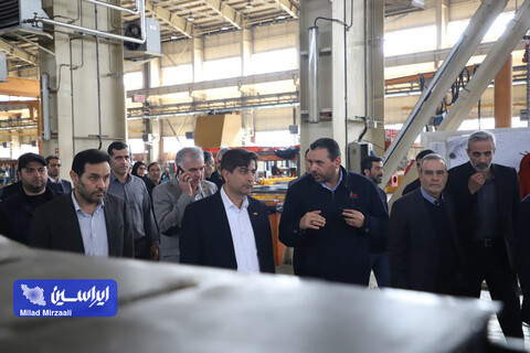 مراسم تحویل آخرین واحد لوکوموتیو مجتمع فولاد مبارکه
