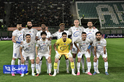 ذوب آهن - استقلال