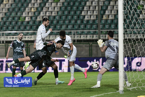 ذوب آهن - استقلال