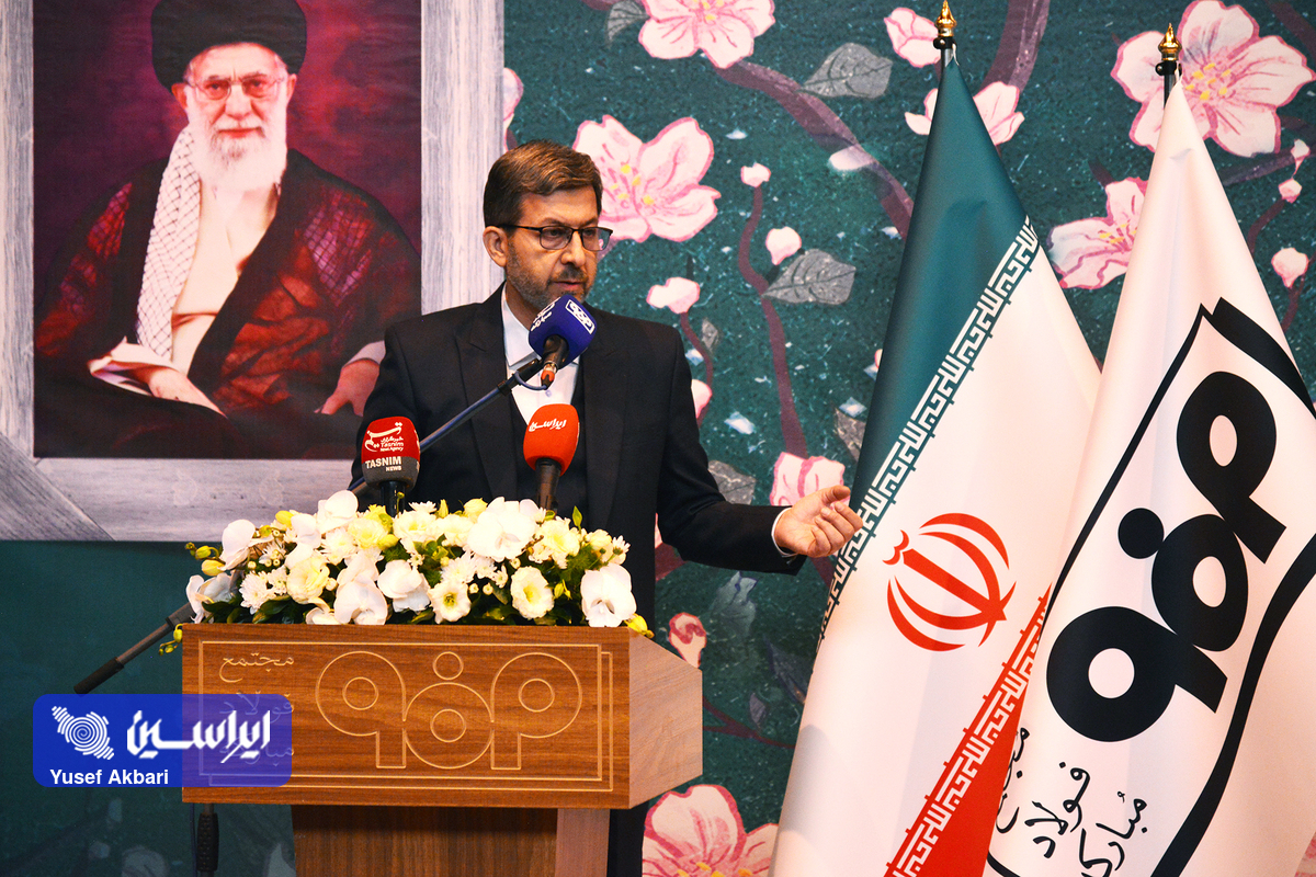 فولاد مبارکه عزم خود را برای کار و سرمایه‌گذاری در تولید جزم کرده است/ همدلی و نوآوری جوانان، کلید عبور از چالش‌ها است 