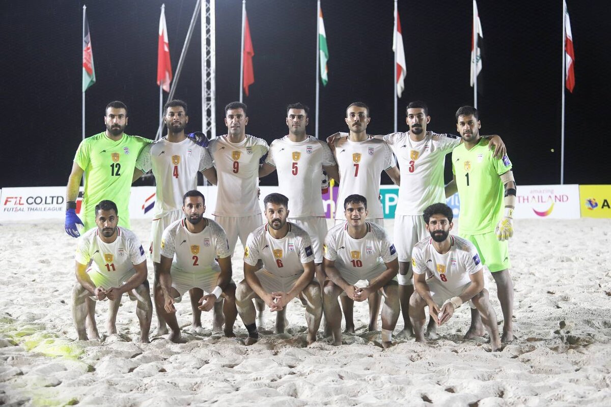 دعوت نادری از ۱۵ بازیکن برای حضور در اردوی تیم ملی فوتبال ساحلی