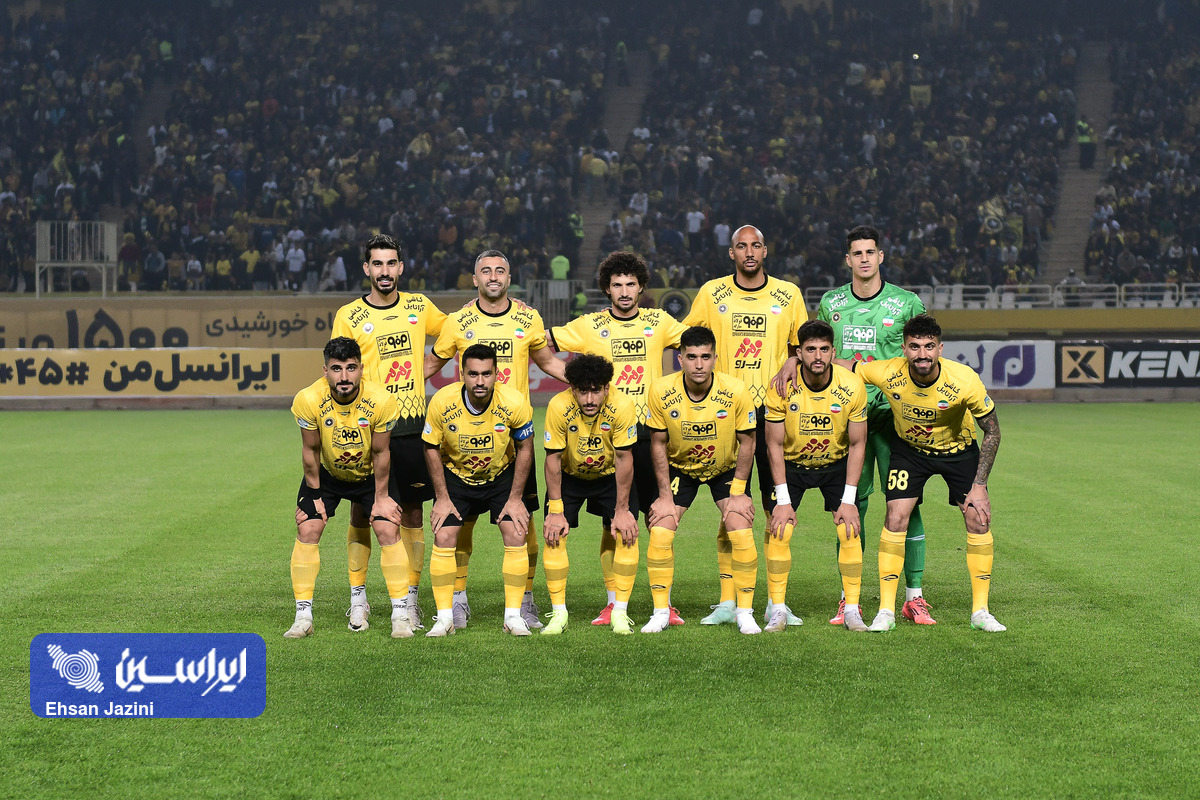 گزارش زنده سپاهان - فولاد؛ انگیزه طلاییپوشان برای رسیدن به صدر