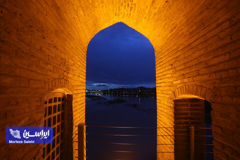 بازگشایی زاینده‌رود