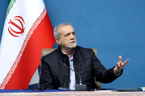 بنای دولت تلاش مجدانه برای حل مشکلات معیشتی مردم است پزشکیان