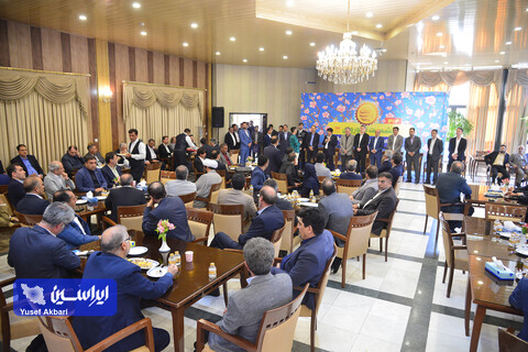 نشست‌ نوروزی مدیرعامل گروه فولاد مبارکه با مدیران عامل شرکت‌های زیرمجموعه، ذینفعان و شرکای کسب و کار