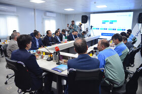 نشست مدیرعامل گروه فولاد مبارکه با مسئولین شرکت صناپ