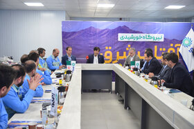 نشست مدیرعامل گروه فولاد مبارکه با مسئولین شرکت صناپ