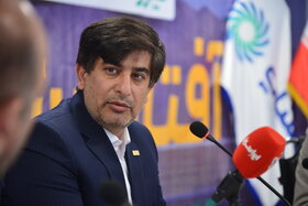 نشست مدیرعامل گروه فولاد مبارکه با مسئولین شرکت صناپ