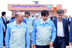 بازدید تخصصی مدیرعامل گروه فولاد مبارکه از بخشهای مختلف نیروگاه خورشیدی آفتاب شرق