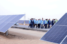 بازدید تخصصی مدیرعامل گروه فولاد مبارکه از بخشهای مختلف نیروگاه خورشیدی آفتاب شرق