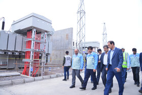 بازدید تخصصی مدیرعامل گروه فولاد مبارکه از بخشهای مختلف نیروگاه خورشیدی آفتاب شرق