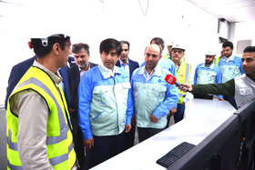 بازدید تخصصی مدیرعامل گروه فولاد مبارکه از بخشهای مختلف نیروگاه خورشیدی آفتاب شرق