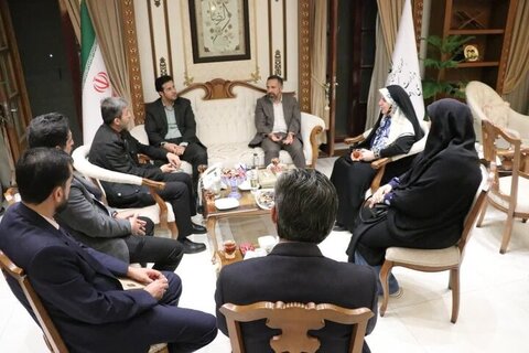 تأکید بر افزایش صادرات و بهبود فضای کسبوکار در اصفهان استانداری