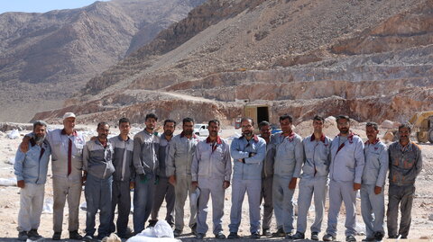 رکوردشکنی فولادسنگ مبارکه در آغاز سال سرمایهگذاری برای تولید؛ بزرگترین آتشباری تاریخ شرکت و گامی بلند در توسعه زیرساخت معدن حوضماهی فولاد سنگ