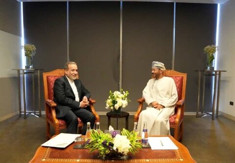 مواضع ایران برای انتقال به آمریکا تحویل وزیر خارجه عمان شد  عراقچی