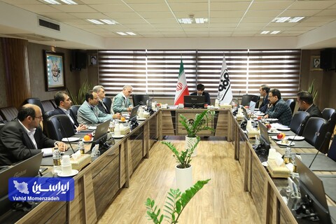 نشست مدیرعامل گروه فولاد مبارکه با مدیرعامل و اعضای هیئت مدیره شرکت امین طب سپانو