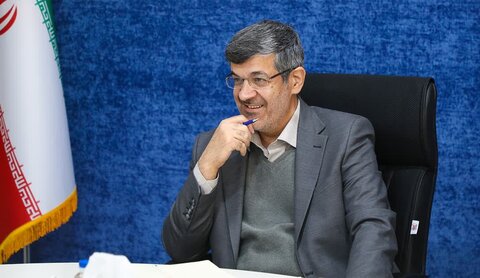 نقش مؤثر نیروگاه خورشیدی چادرملو در جبران ناترازیهای انرژی استاندار یزد