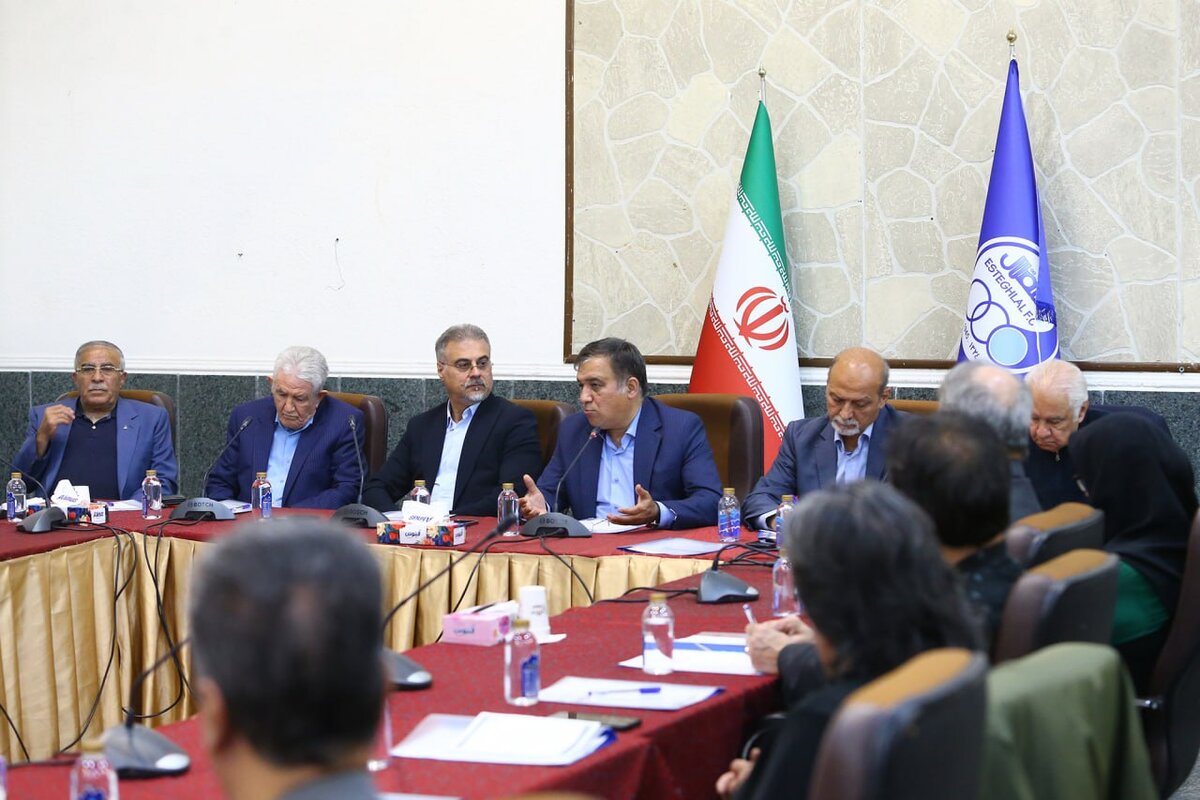 خبر آمد خبری در راه است؛ توئیت جدید علی تاجرنیا 