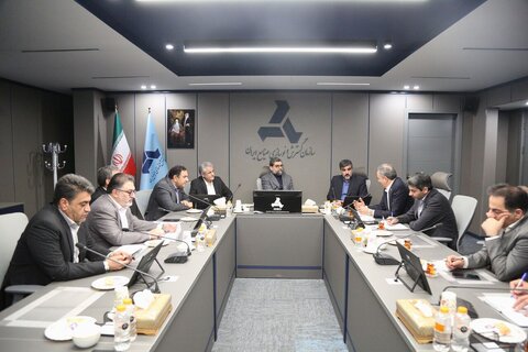 بررسی ارائه تسهیلات در طرح جایگزینی اتوبوسهای فرسوده عمومی فرشاد مقیمی