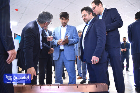 بازدید مدیرعامل گروه فولاد مبارکه از صندوق سرمایه‌گذاری خطرپذیر فولاد مبارکه