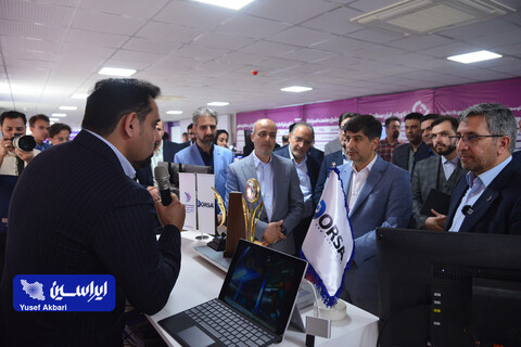 بازدید مدیرعامل گروه فولاد مبارکه از صندوق سرمایه‌گذاری خطرپذیر فولاد مبارکه