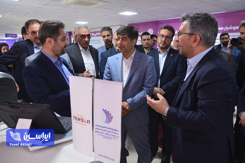 بازدید مدیرعامل گروه فولاد مبارکه از صندوق سرمایه‌گذاری خطرپذیر فولاد مبارکه