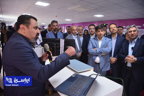 بازدید مدیرعامل گروه فولاد مبارکه از صندوق سرمایه‌گذاری خطرپذیر فولاد مبارکه