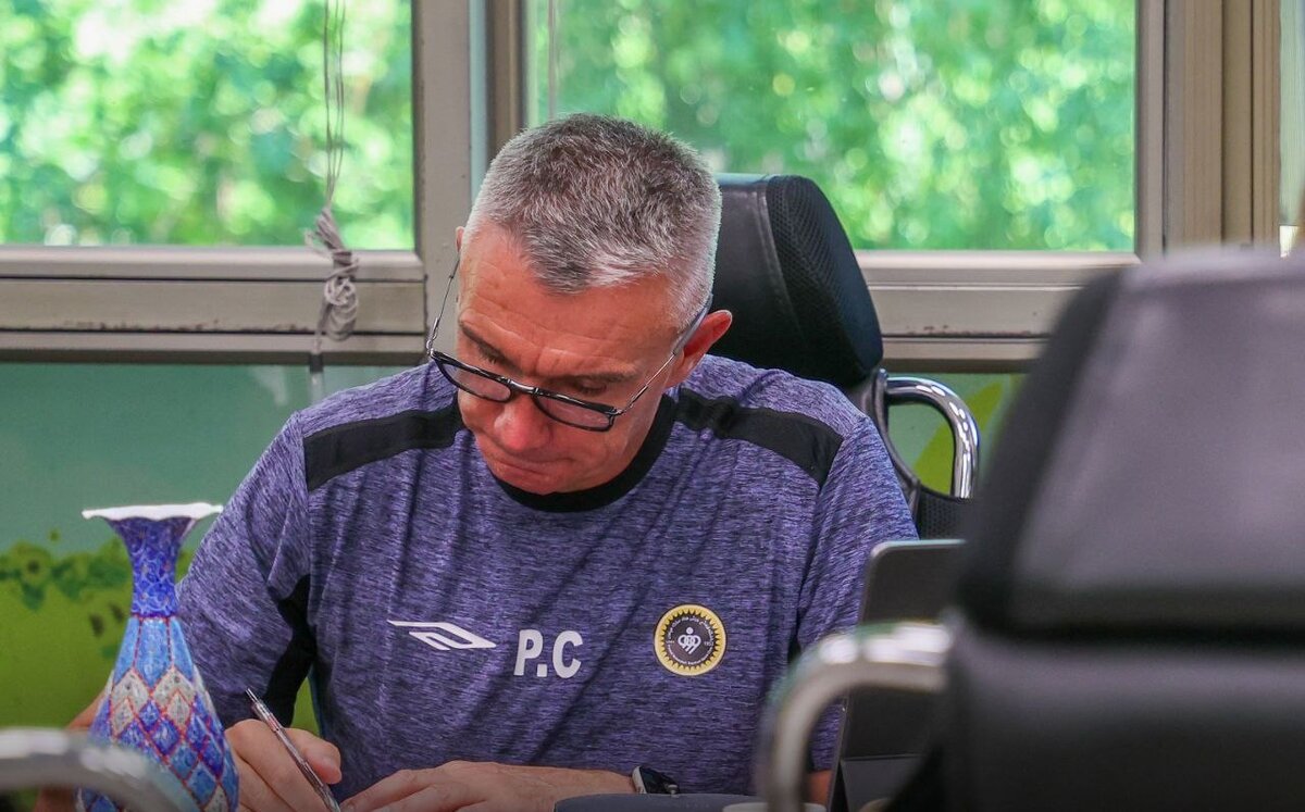 جلسه ویژه سرمربی و مدیرعامل سپاهان؛ کارترون و یوسفزاده برنامهها را مرور کردند