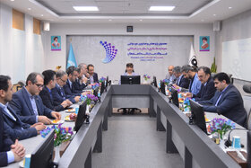 نشست مدیرعامل گروه فولاد مبارکه با مدیرعامل و اعضای هیئتمدیره صندوق سرمایهگذاری خطرپذیر این شرکت