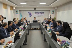 نشست مدیرعامل گروه فولاد مبارکه با مدیرعامل و اعضای هیئتمدیره صندوق سرمایهگذاری خطرپذیر این شرکت