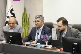 نشست مدیرعامل گروه فولاد مبارکه با مدیرعامل و اعضای هیئتمدیره صندوق سرمایهگذاری خطرپذیر این شرکت
