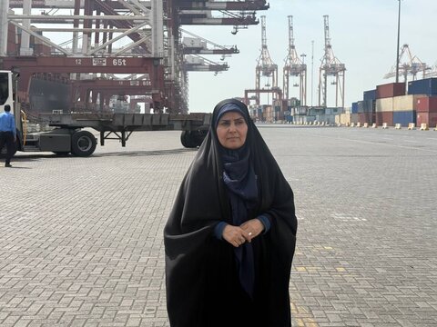 فعالیت در بندر شهید رجایی طبق روال در حال انجام است فرزانه صادق