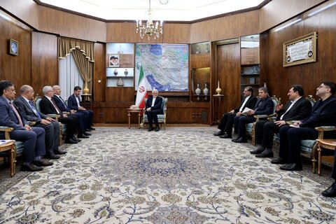 توسعه روابط اقتصادی ایران و تونس نیازمند اقدامات جدی است عارف