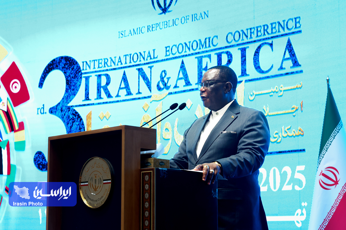 دروازه بازار ۱.۴ میلیارد نفری آفریقا به روی سرمایه‌گذاران ایران باز است