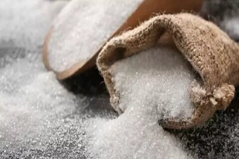 ۸ هزار تن شکر احتکار شده در اصفهان کشف شد شکر