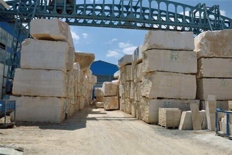 ۷۰ درصد از سنگ فرآوری شده کشور متعلق به اصفهان است