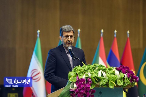 پنج پیشنهاد عملیاتی برای تقویت همکاریهای ایران و آفریقا/ اصفهان یکی از ستونهای اصلی اقتصاد ایران استاندار