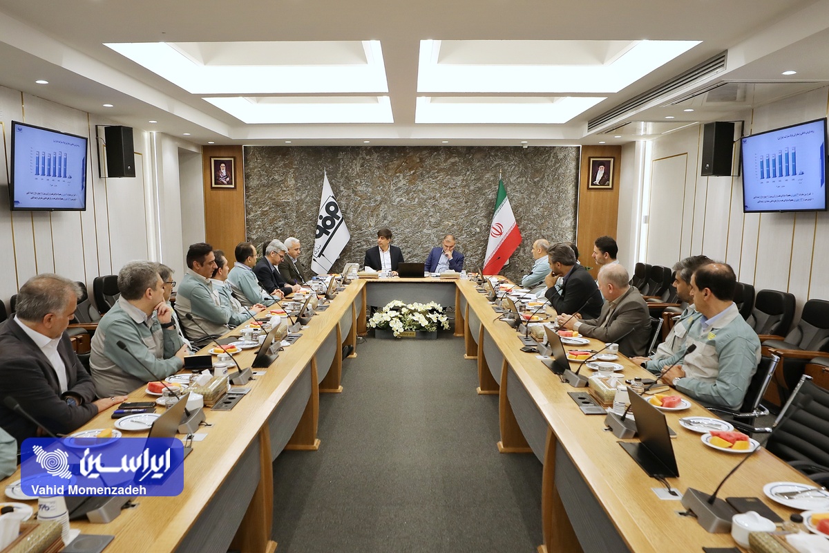 تدوین ۱۰ برنامه در گروه فولاد مبارکه برای سرمایهگذاری در تولید و اولویتدهی به ۱۲ پروژه شاخص در سال ۱۴۰۴