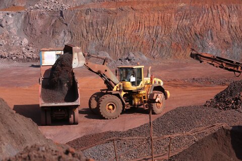 قیمت سنگ آهن با افت واردات چین نزولی شد سنگ آهن