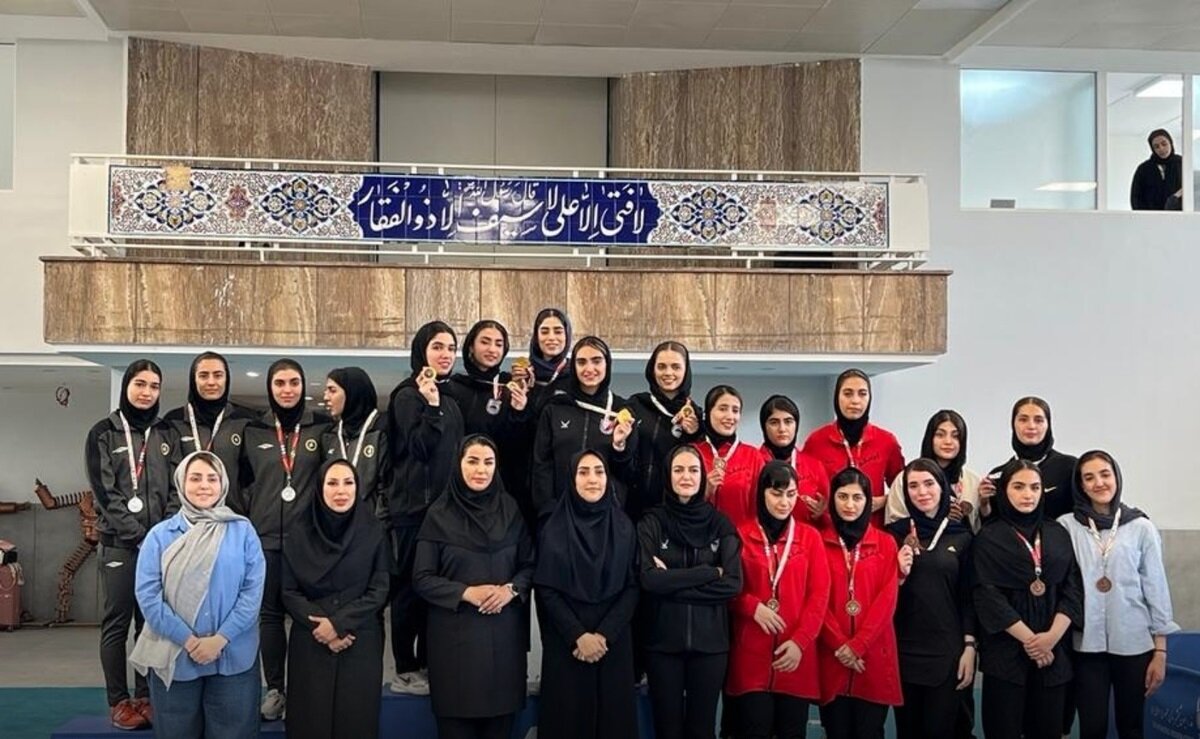 نایب‌قهرمانی بانوان سپاهان در لیگ برتر سابر