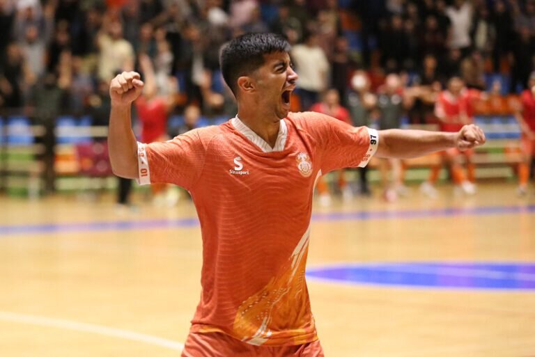 امیدوارم افتخار پوشیدن پیراهن تیم ملی را داشته باشم