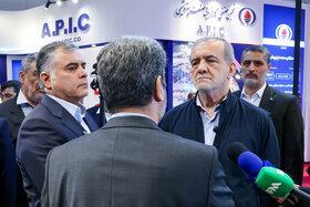 بازدید رئیس جمهور از بیست و نهمین نمایشگاه بین‌المللی نفت