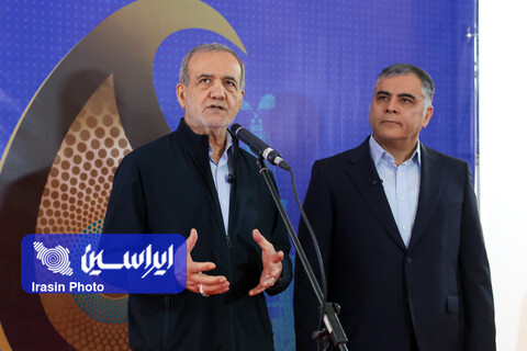 بازدید رئیس جمهور از بیست و نهمین نمایشگاه بین‌المللی نفت