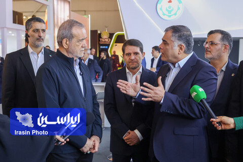 بازدید رئیس جمهور از بیست و نهمین نمایشگاه بین‌المللی نفت
